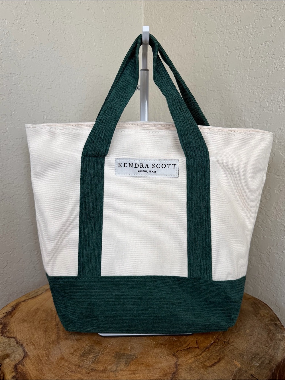 Kendra Scott Canvas Tote Bag Cream Green Austin Texas Preppy Everyday Carry